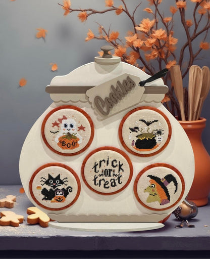 Finally A Farmgirl - Halloween Cookies [Baked Fresh Cookie Collaboration]