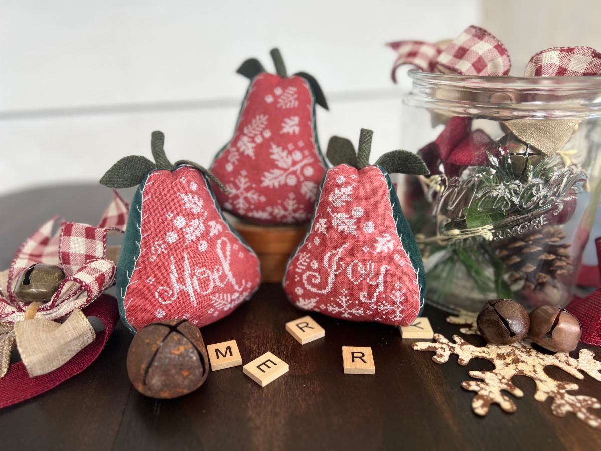 Annie Beez Folk Art - Christmas Pears [PRE-ORDER - SHIPS MID-OCT]