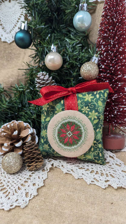 Jeannette Douglas Designs - Christmas Dots: December
