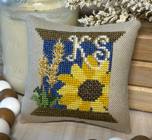 Crafty Bluebonnet Designs - Kansas State Spool