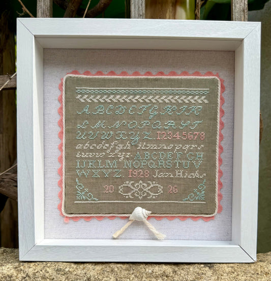 Jan Hicks Creates - Make It Your Own Sampler [PRE-ORDER - SHIPS EARLY SEPTEMBER]