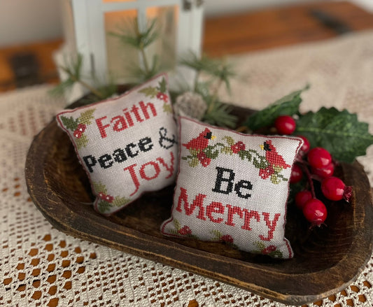 Mani di Donna - Merry and Faith Pillows [PRE-ORDER - SHIPS EARLY SEPTEMBER]