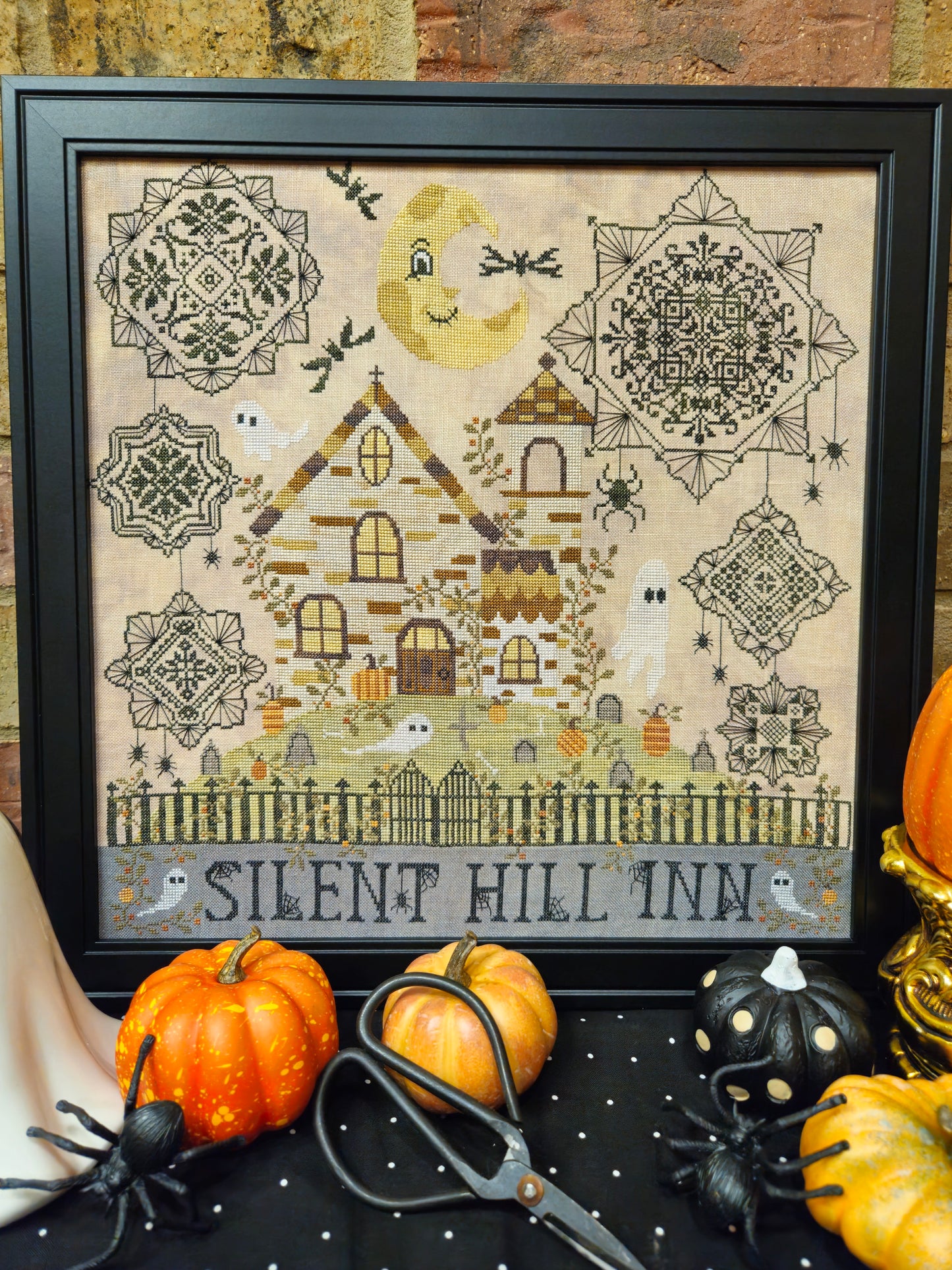 Quaint Rose Needlearts - Silent Hill Inn [PRE-ORDER - SHIPS EARLY SEPTEMBER]