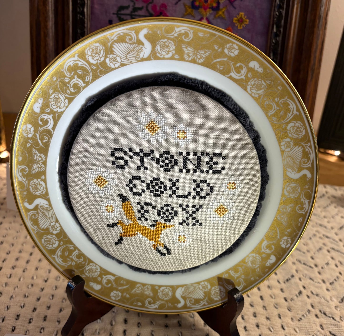 The Artsy Housewife - Stone Cold Fox [Plate-itudes]