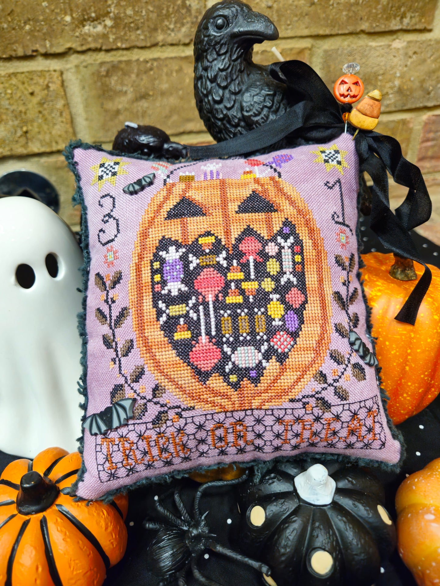 Quaint Rose Needlearts - Trick Or Treat [PRE-ORDER - SHIPS EARLY SEPTEMBER]